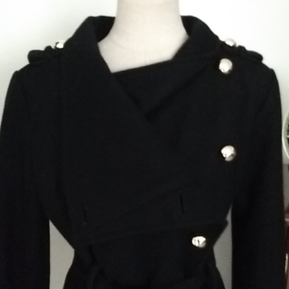 Coat - Picture 3 of 10